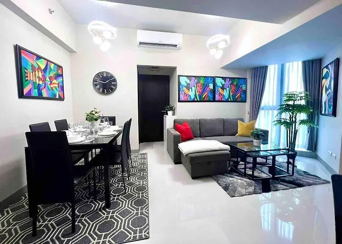 Cozy 2 Bedrooms In Bgc With Balcony Bathtub 600mbps