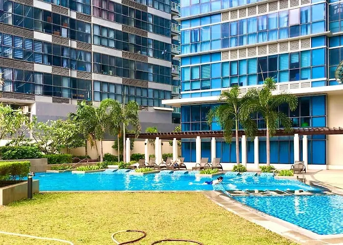 Cozy 2 Bedrooms In Bgc With Balcony Bathtub 600mbps Апартаменты *