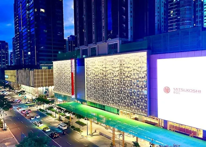 Cozy 2 Bedrooms In Bgc With Balcony Bathtub 600mbps