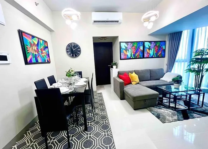 Cozy 2 Bedrooms In Bgc With Balcony Bathtub 600mbps Апартаменты *