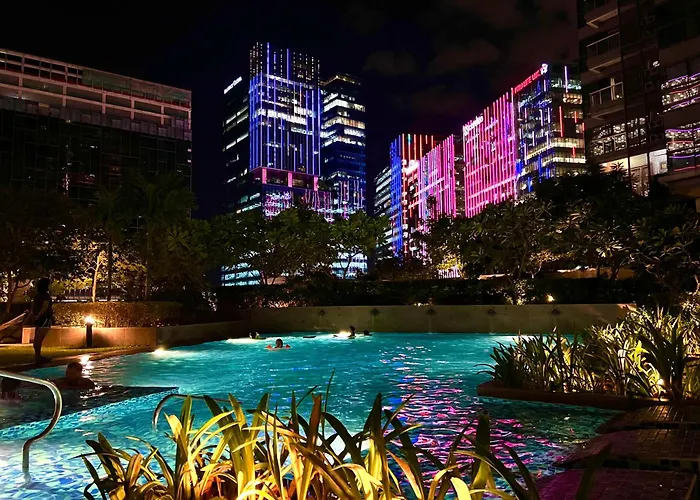 Cozy 2 Bedrooms In Bgc With Balcony Bathtub 600mbps Манила